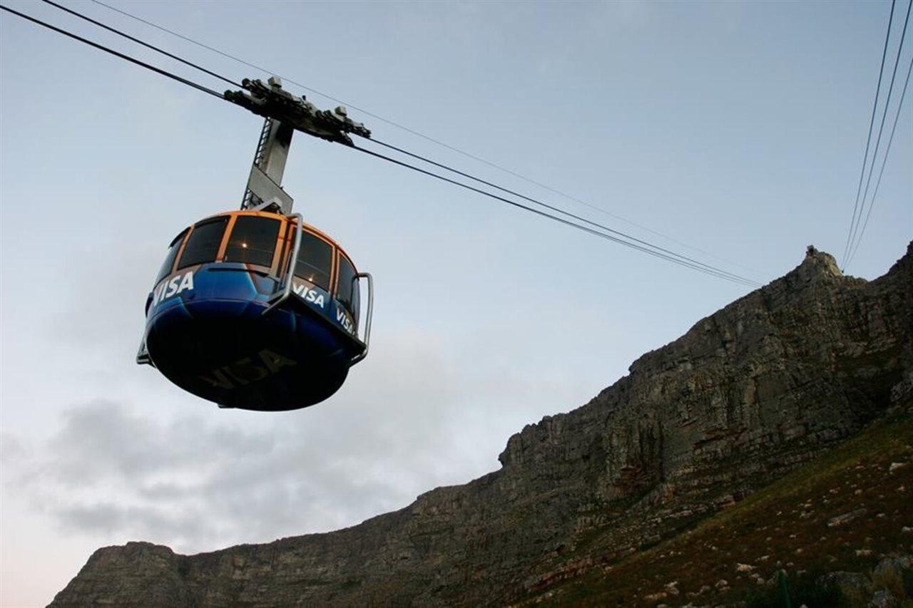 Capetown 4U Guesthouse Bloubergstrand Buitenkant foto