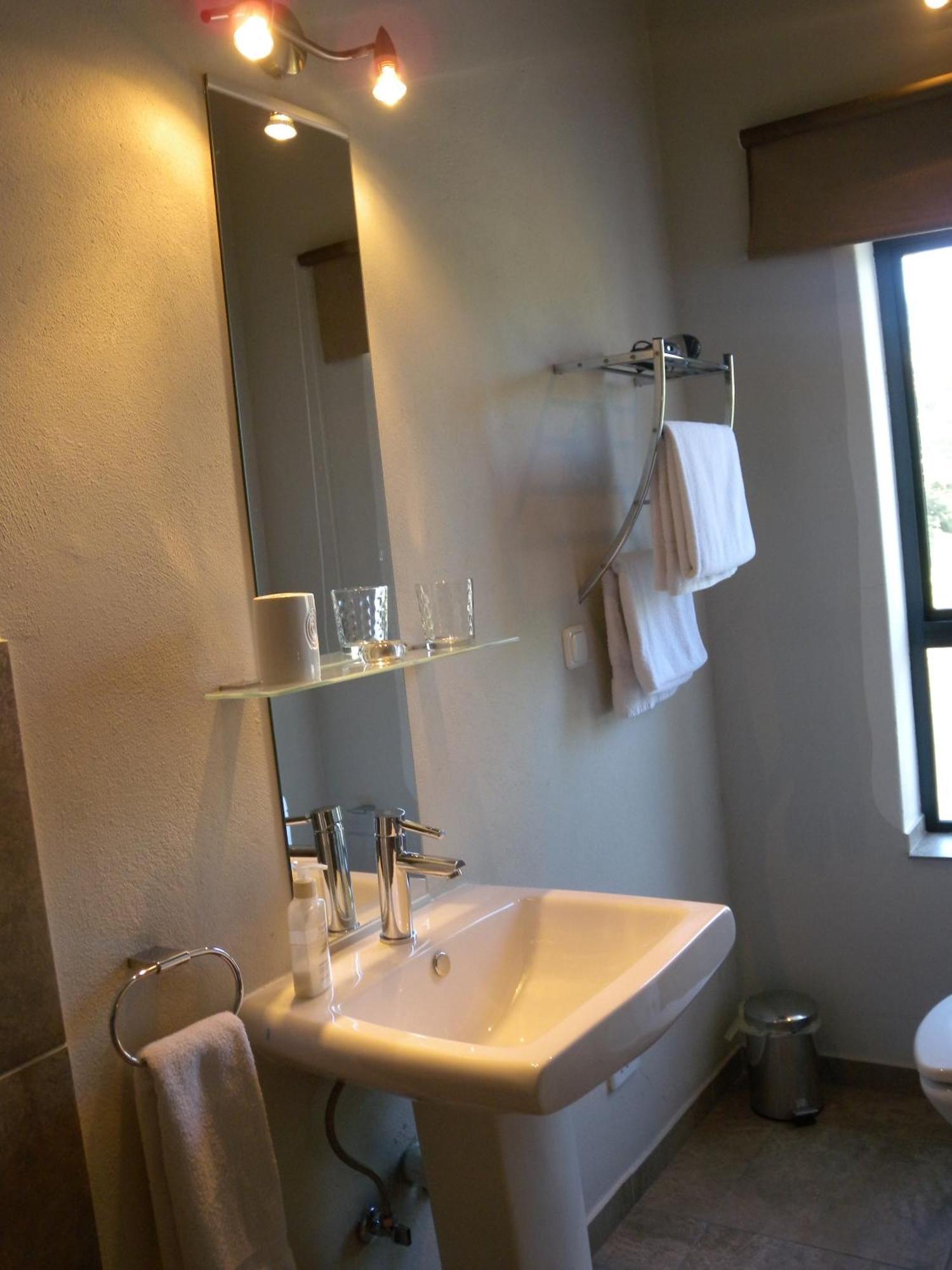 Capetown 4U Guesthouse Bloubergstrand Buitenkant foto