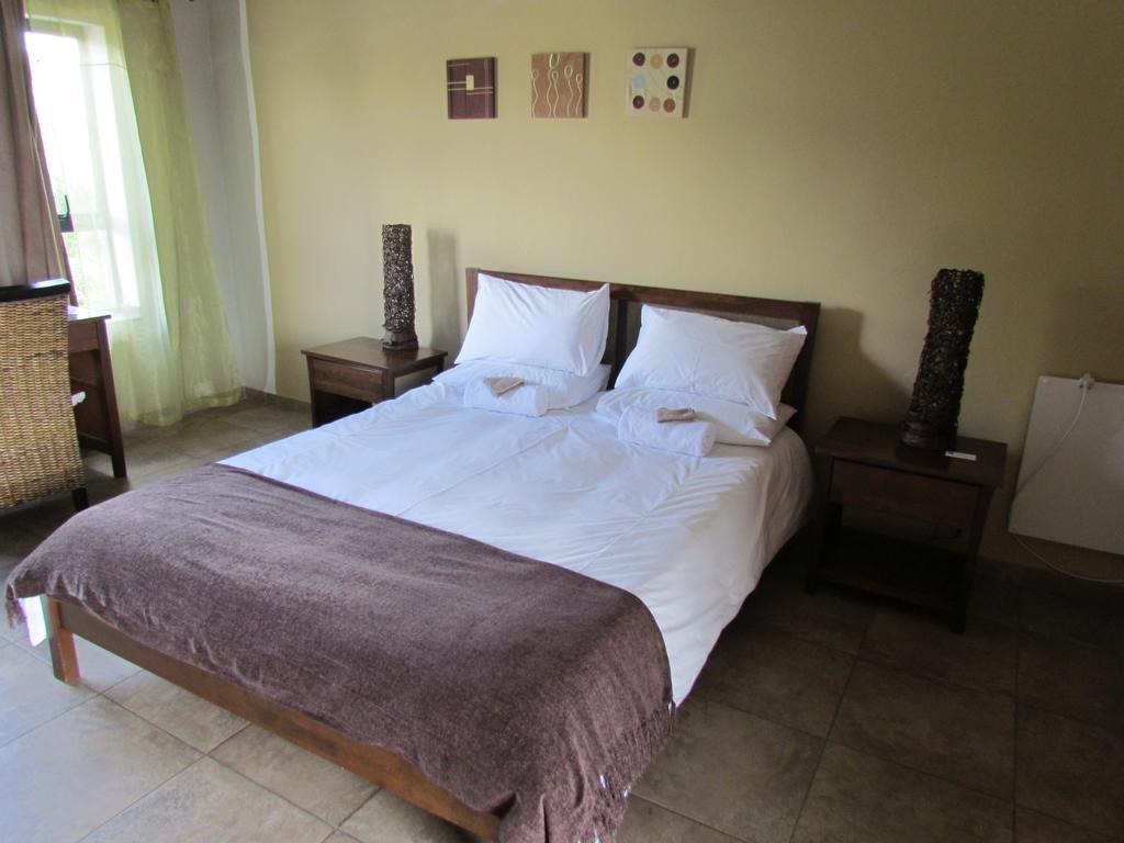 Capetown 4U Guesthouse Bloubergstrand Buitenkant foto